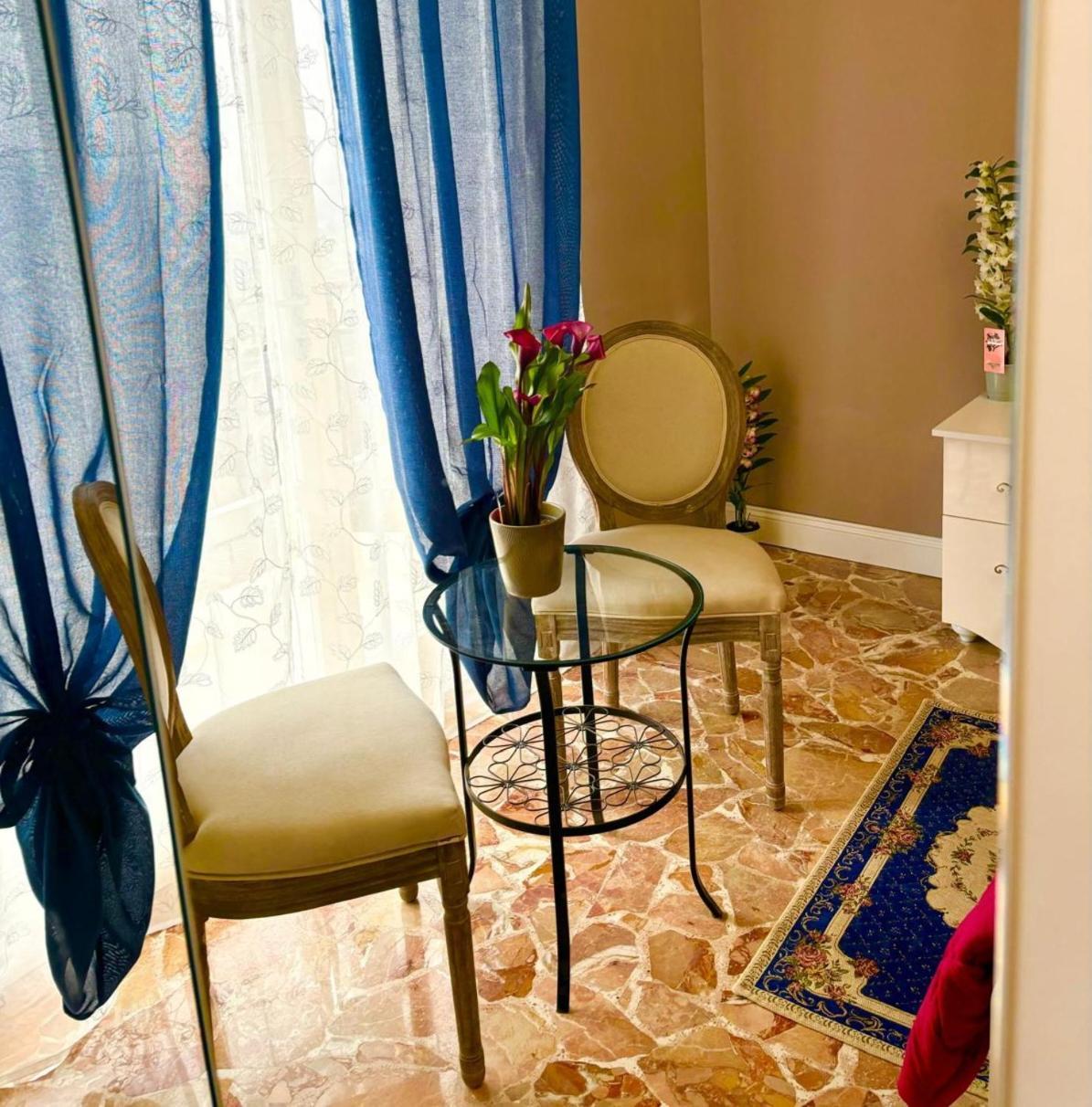 Il Castello Di Venere Hotel Rota d'Imagna Luaran gambar