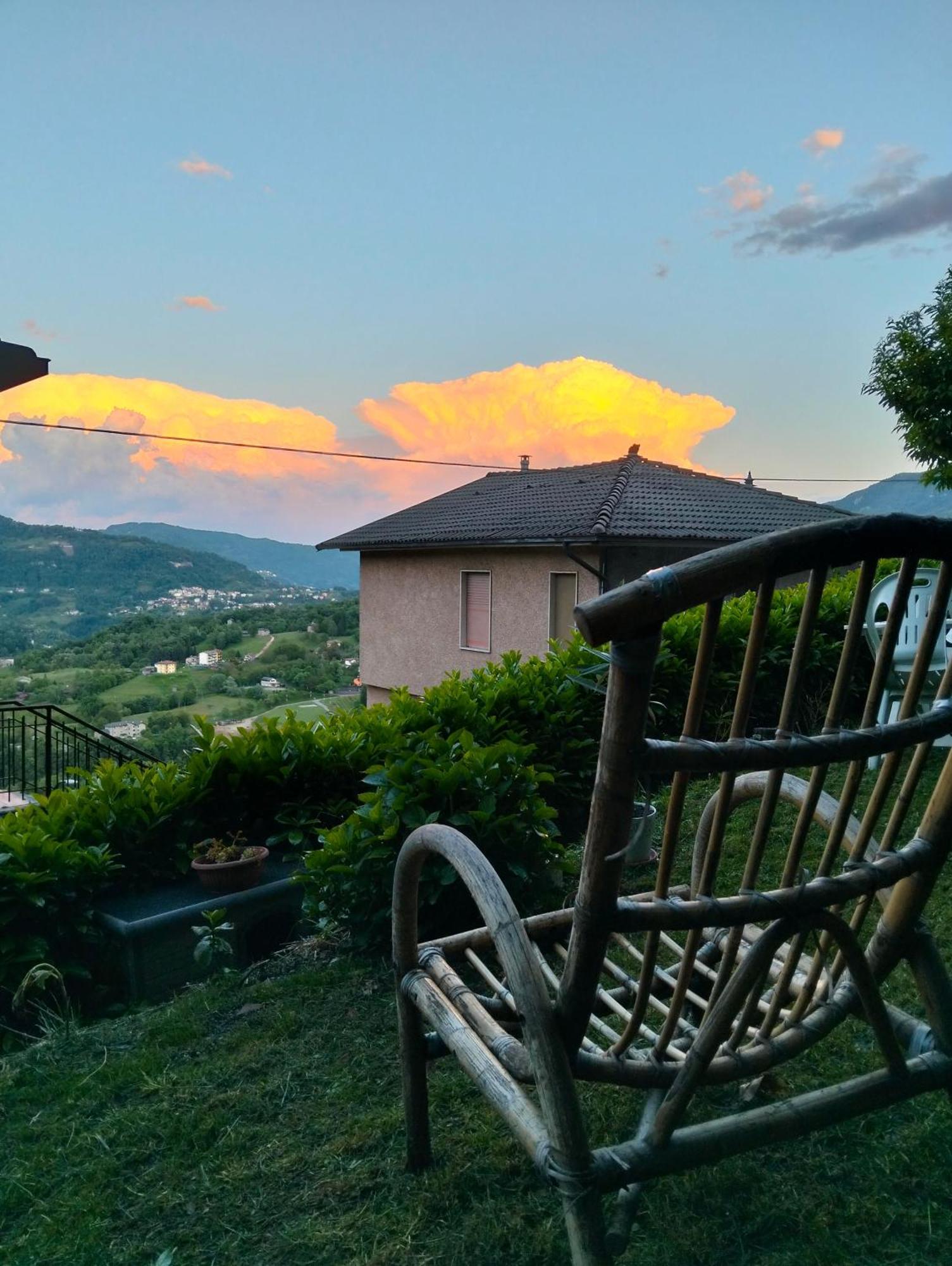 Il Castello Di Venere Hotel Rota d'Imagna Luaran gambar